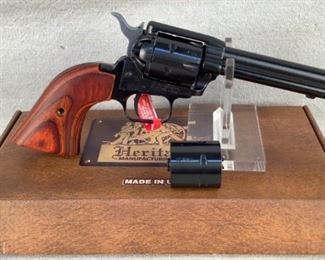 Serial - 1BH185340
Mfg - Heritage Rough Rider
Model - 22LR/22 MAG
Barrel - 4.75"
Capacity - 6
Type - Revolver, Single Action
Located in Chattanooga, TN
Condition - 1 - New
This lot contains a Heritage Rough Rider chambered in 22LR but also included is a 22 MAG cylinder.