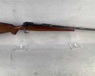 Serial - 22687
Mfg - Winchester Model
Model - 1917 Rifle Sporterized
Caliber - 30-06 Springfield
Barrel - 26"
Capacity - 5+1
Type - Rifle, Bolt Action
Located in Chattanooga, TN
Condition - 3 - Light Wear
This is a Winchester Model 1917 rifle that has been sporterized at some point during it's life. This rifle features a 26" barrel, wooden stock, and is drilled and tapped for a scope base.