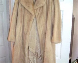 fur. coat