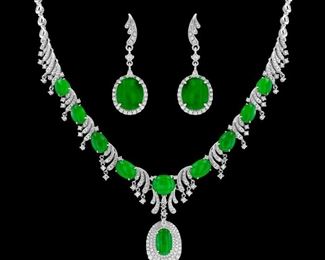 Lot 9879 Jadeite Necklace Set