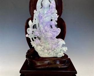 Lot JD1318 Jadeite Standing Kwan Yin