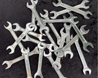 Small wrenches - crafting or Christmas ornaments?