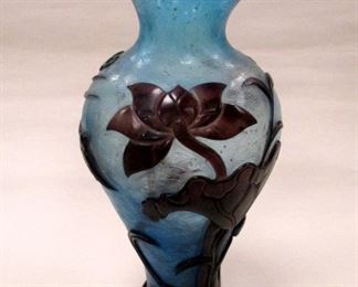 Peking glass vase