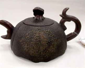Chinese purple glaze teapot
