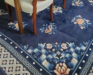 Fine Chinese Peking Oriental roomsize carpet