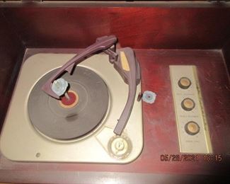 inside record player