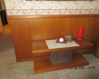 mid-century side/coffee table 