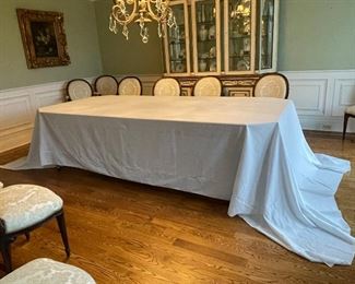 Custom made Banquet size table cloths and napkins for thirty