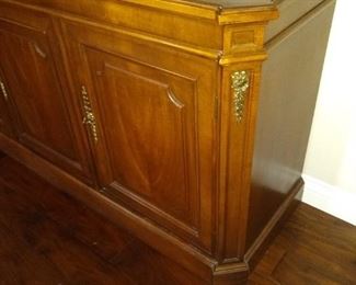 Pristine and gorgeous buffet server.