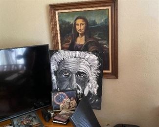 Original artwork 
Hundreds of books on art