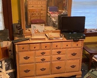 Dresser with mirror 