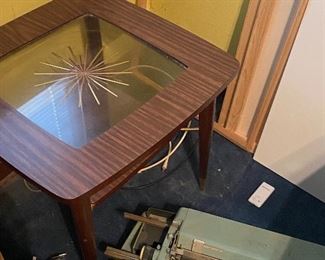 End table
Vintage type writer 