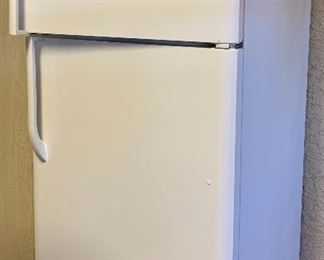 Frigidaire Refrigerator Freezer