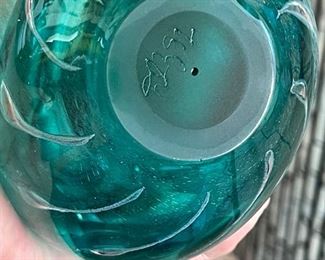 Art Glass Signed Vase	5x3.5x2.25in
