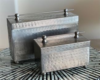 2pc Hammered Metal Boxes Polished	Lg: 7x9x3in
