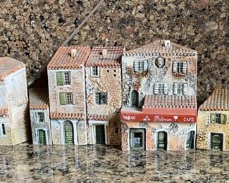 10pc J. Carlton Dominique Gault Miniature Village	4in H
