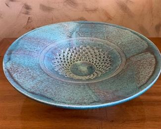 Carol McFarlan Studio Pottery Ceramic Wide Rim Bowl	4x15x15
