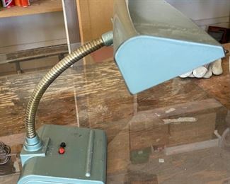 Vintage Sightmaster Desk Lamp Industrial	13x18x7in
