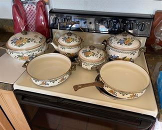 Vintage Asta German Enamelware Cookware 6 Piece Set Brass Handles and Tea Pot	6 pieces
