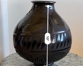 Mata Ortiz Black Pottery Mexico	10.5in H x 9.5in Diameter
