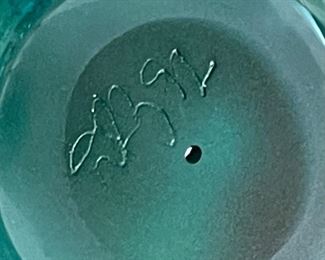 Art Glass Signed Vase	5x3.5x2.25in
