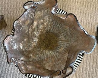 Signed Art Glass Iridescent Ruffle Bowl	10x12x14in
