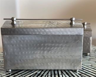 2pc Hammered Metal Boxes Polished	Lg: 7x9x3in
