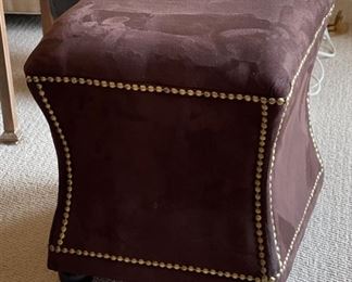 Nailhead Microfiber Stool #1	19x17x17in
