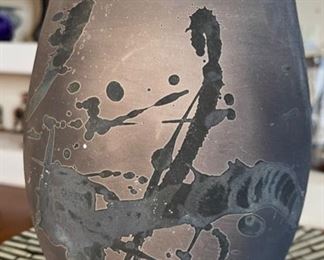 Signed Studio Raku Pottery Vase	10.25 x 6in Diameter
