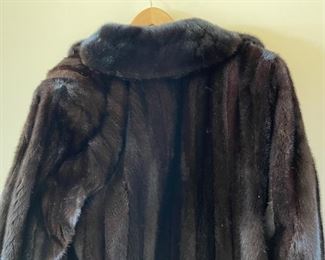 Guy Laroche Blackglama Dark Ranch Mink Fur Full Length Coat	unmarked fits like med

