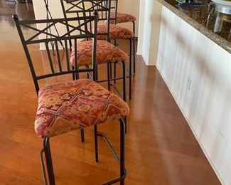 4pc Metal Bar Stool/Chairs	Seat Height:  30.5 inches
