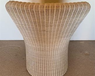 Natural Wicker Rattan High-Back Chair #1	40x25x30
