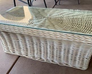 Natural Rattan Patio Coffee Table with Glass Top	16x44x23
