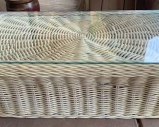 Natural Rattan Patio Coffee Table with Glass Top	16x44x23
