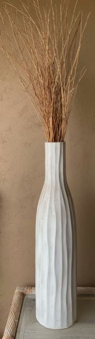 White Ceramic Decorative Vase	30x7x7
