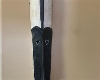 Wall Hanging Tribal Mask	40x8x4
