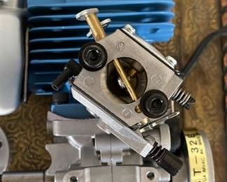 Fuji Engine BT-32EI RC Gas Engine Model Airplane	Box: 7x9x7in
