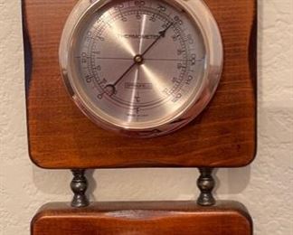Springfield Weather Station Barometer	20 x 6

