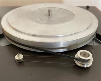 AR XA Turntable Acoustic Research	4x16.5x12.5in
