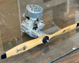 OS Max FX 61 Airplane Engine Motor w/ JZ Zinger Propeller	Motor: 4x2.5x5in
