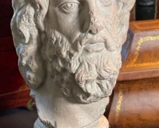 Austin Prod  Ceramic Bust	17x8x8in
