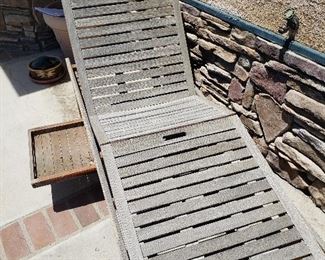 Outdoor lounge chair