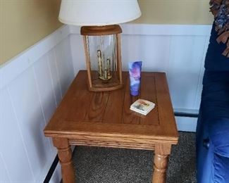 ...oak end table and lamp...