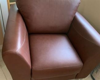 JAYMAR brown leather chair
