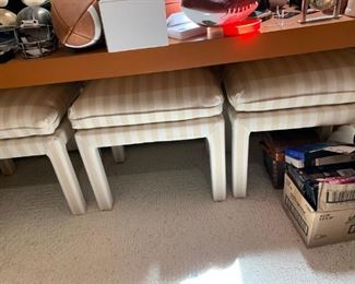 3 matching stools & Parsons side/sofa table