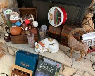 Board games & collectibles