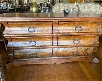 SOLID WOOD 6 DRAWER DRESSER $250