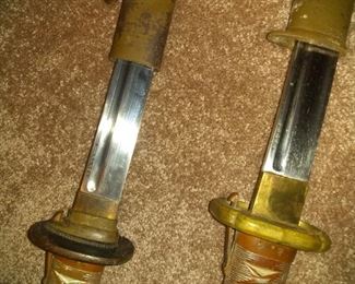 2 samurai swords