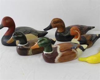 Decorative Carved Wood Decoy Ducks 3
