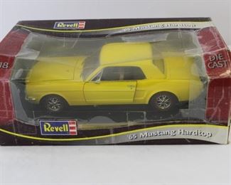 Revel '65 Mustang Hardtop Die Cast Metal 1:18 scale model car in box
